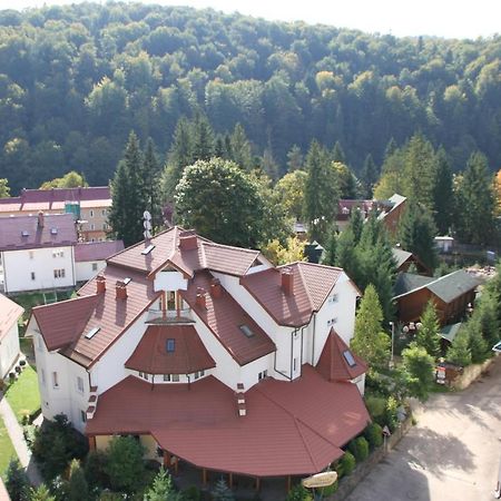 Hotel Radiola Γιαρέμτσε Εξωτερικό φωτογραφία