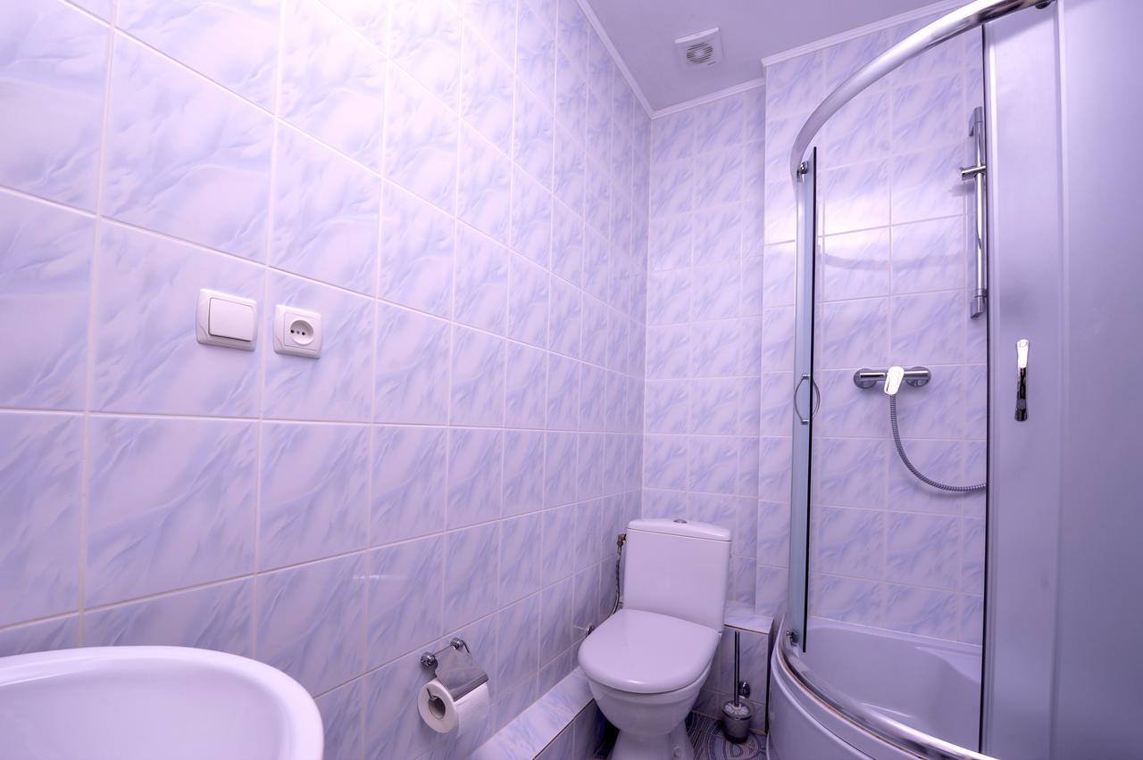 Hotel Radiola Γιαρέμτσε Εξωτερικό φωτογραφία