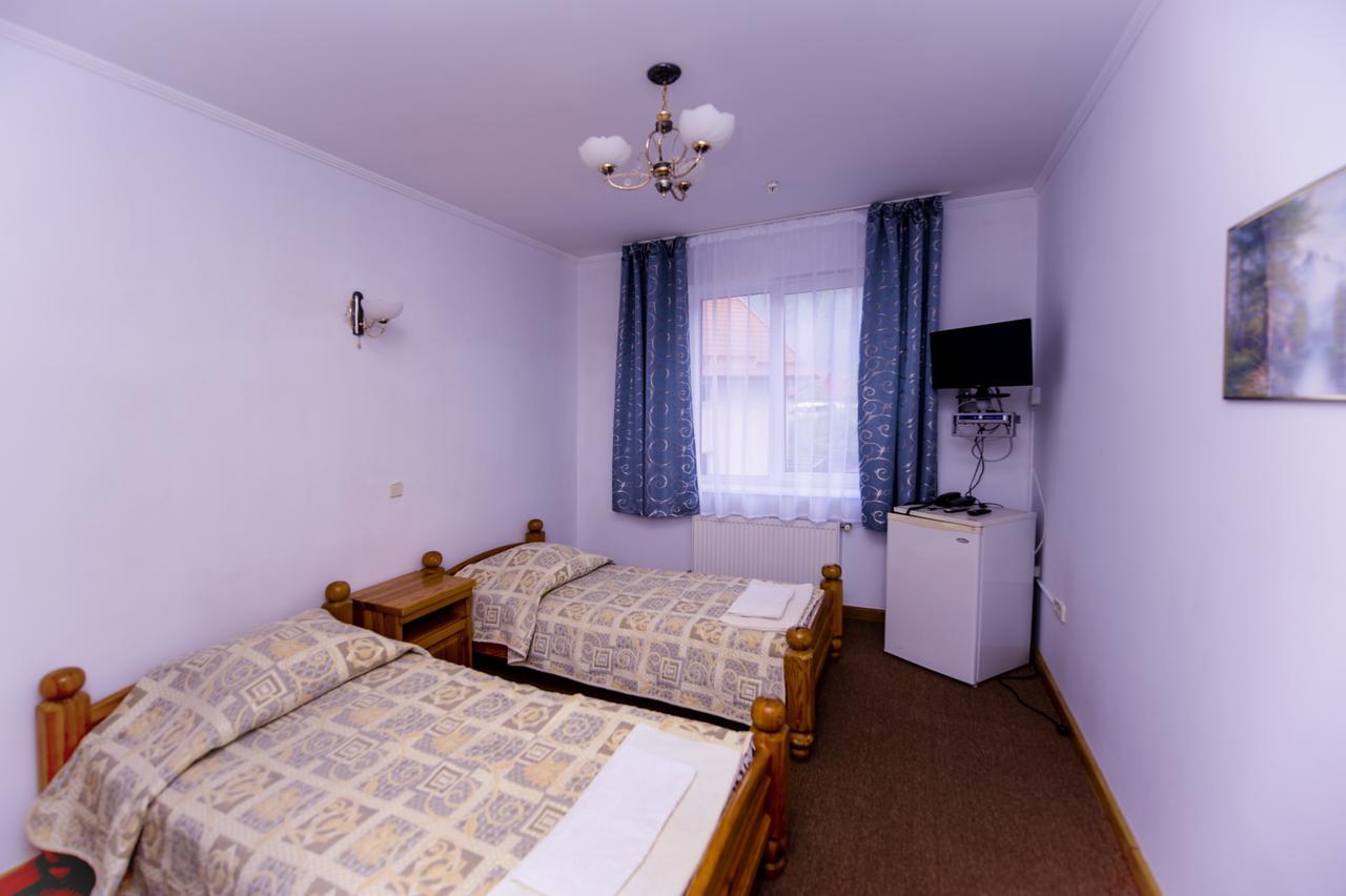 Hotel Radiola Γιαρέμτσε Εξωτερικό φωτογραφία